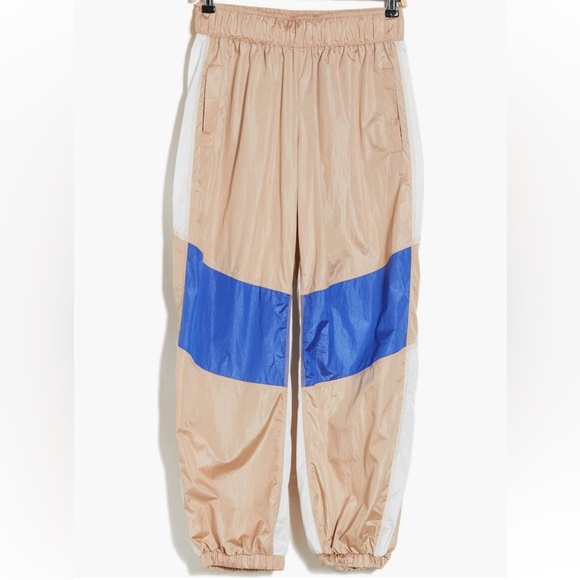 FP Movement by Free People In The Stars Pants - Picture 4 of 17